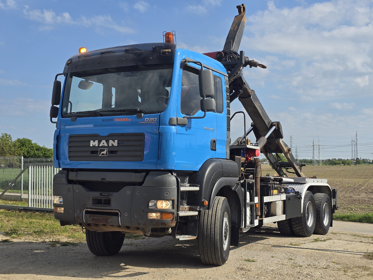 MAN TGA 33.430 6X6 / HMF 1823 K3+REM.CON./ HOOK SYSTEM - Xe tải nâng móc, Xe cẩu tự hành: hình 5 MAN TGA 33.430 6X6 / HMF 1823 K3+REM.CON./ HOOK SYSTEM - Xe tải nâng móc, Xe cẩu tự hành: hình 5