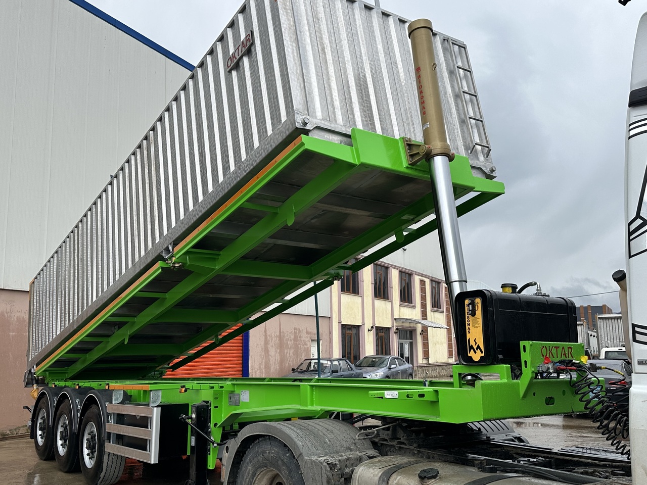 OKTAR TREYLER 2025 - Sơ mi rơ moóc bồn: hình 1 OKTAR TREYLER 2025 - Sơ mi rơ moóc bồn: hình 1