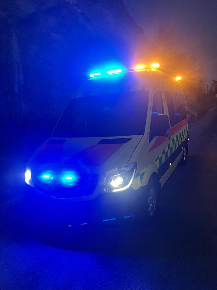 MERCEDES-BENZ Sprinter 319 - Light AMBULANCE / shvydka dopomo - Xe cứu thương: hình 1 MERCEDES-BENZ Sprinter 319 - Light AMBULANCE / shvydka dopomo - Xe cứu thương: hình 1