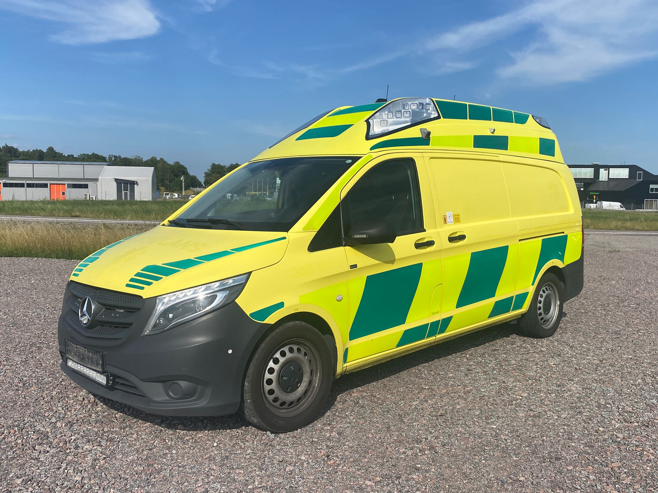 MERCEDES-BENZ Vito 119 4x4 - Ambulans / AMBULANCE - Xe cứu thương: hình 1 MERCEDES-BENZ Vito 119 4x4 - Ambulans / AMBULANCE - Xe cứu thương: hình 1
