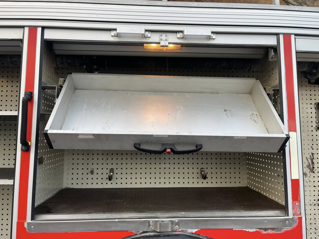 VOLVO FL 10 4x2 - Xe tải cứu hỏa: hình 5 VOLVO FL 10 4x2 - Xe tải cứu hỏa: hình 5