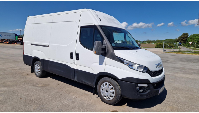 Iveco 35S15 4X2 - Xe van chở hàng: hình 2 Iveco 35S15 4X2 - Xe van chở hàng: hình 2