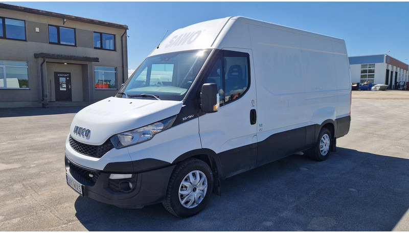 Iveco 35S15 4X2 - Xe van chở hàng: hình 1 Iveco 35S15 4X2 - Xe van chở hàng: hình 1