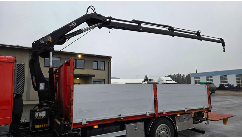 Volvo FL220 4X2 HIAB 077 - Xe tải thùng lửng/ Phẳng, Xe cẩu tự hành: hình 5 Volvo FL220 4X2 HIAB 077 - Xe tải thùng lửng/ Phẳng, Xe cẩu tự hành: hình 5