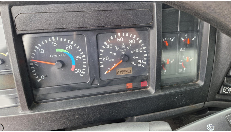 Xe tải thùng lửng/ Phẳng, Xe cẩu tự hành Volvo FL220 4X2 Palfinger PK7501: hình 13