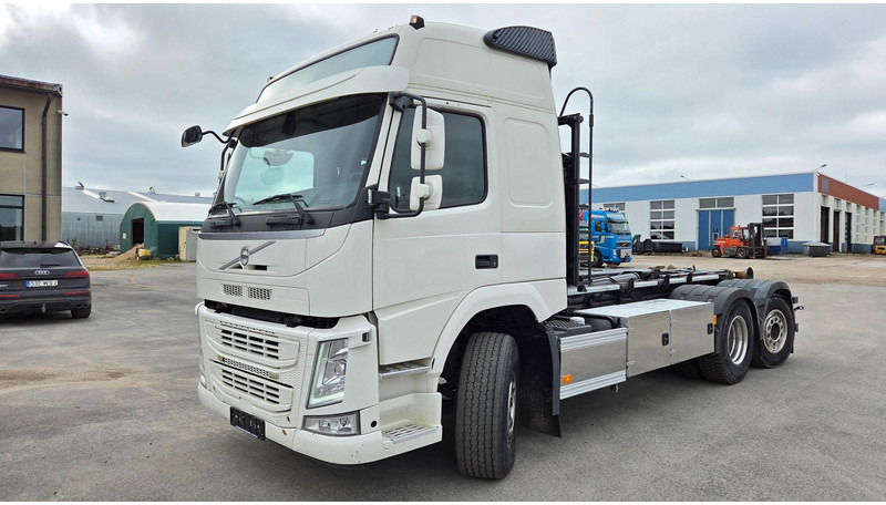Volvo FM460 6X2*4 - Xe tải nâng móc: hình 1 Volvo FM460 6X2*4 - Xe tải nâng móc: hình 1