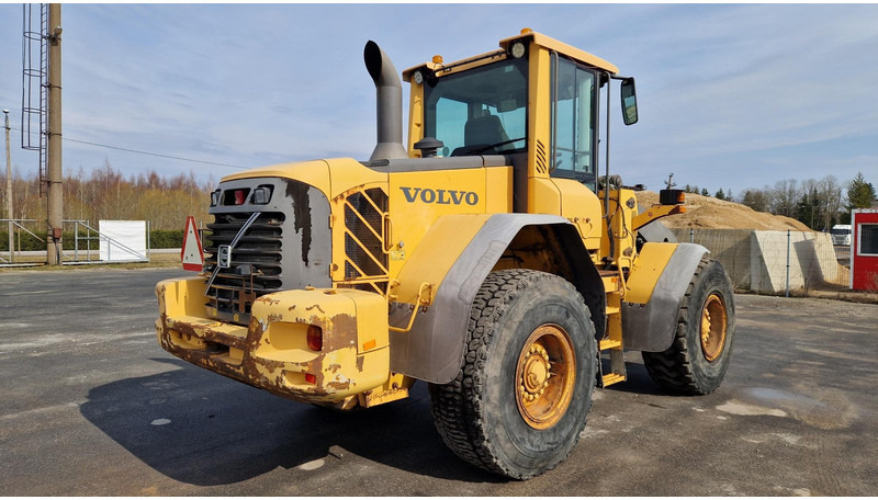 Volvo L90F - Máy xúc lật bánh lốp: hình 3 Volvo L90F - Máy xúc lật bánh lốp: hình 3