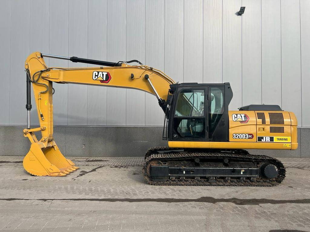 CAT 320 D3 GC - Máy xúc bánh xích: hình 1 CAT 320 D3 GC - Máy xúc bánh xích: hình 1