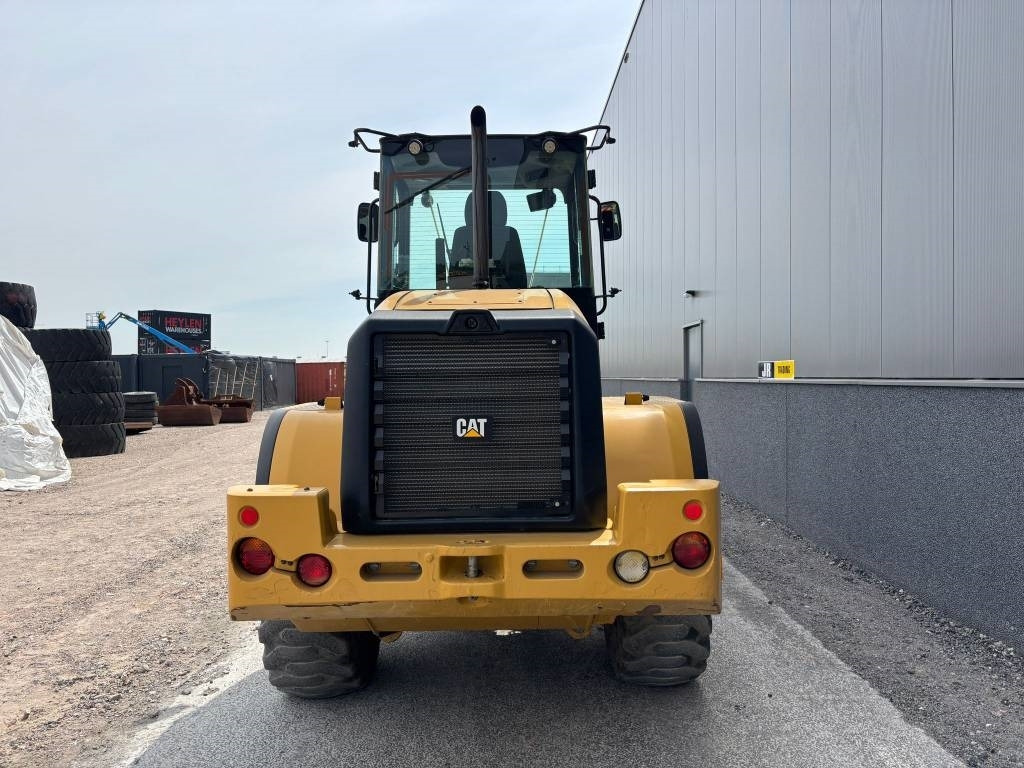 CAT 918 M - Máy xúc lật bánh lốp: hình 4 CAT 918 M - Máy xúc lật bánh lốp: hình 4