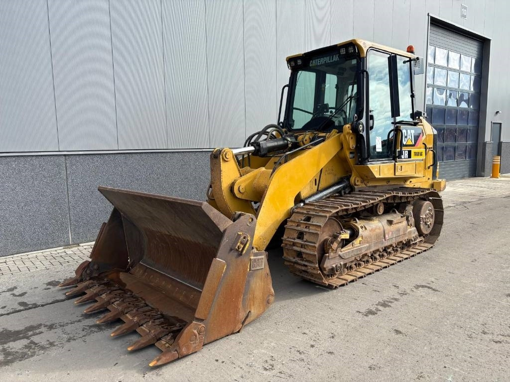 CAT 953 D - Máy xúc lật bánh xích: hình 2 CAT 953 D - Máy xúc lật bánh xích: hình 2