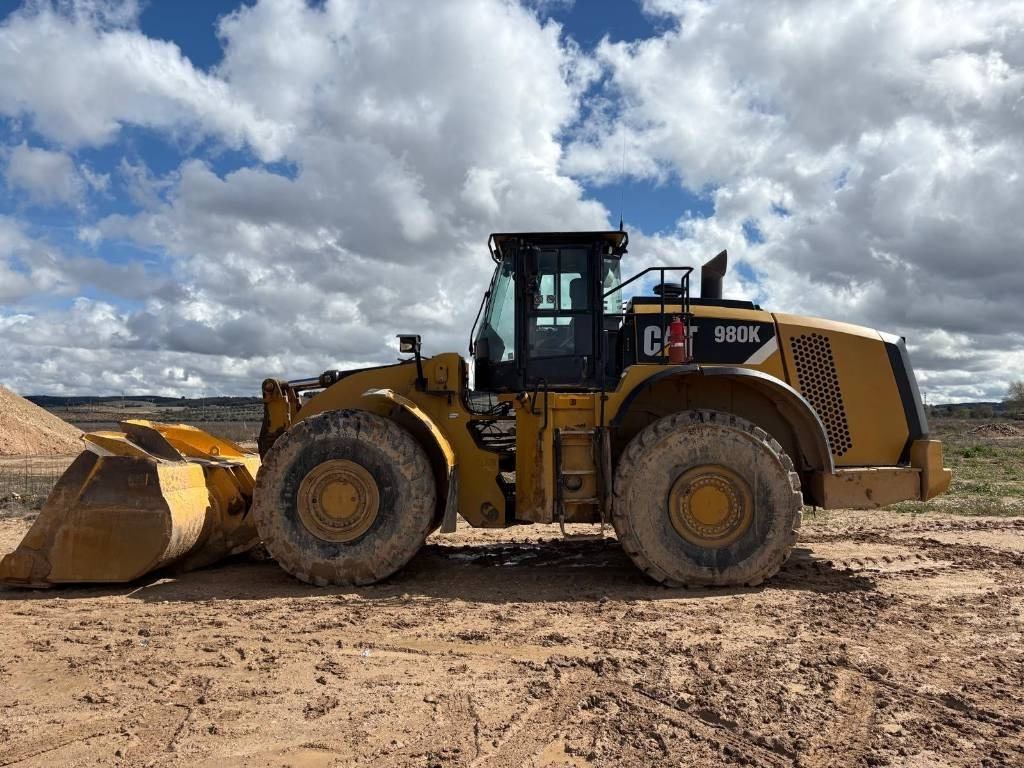 CAT 980 K - Máy xúc lật bánh lốp: hình 1 CAT 980 K - Máy xúc lật bánh lốp: hình 1