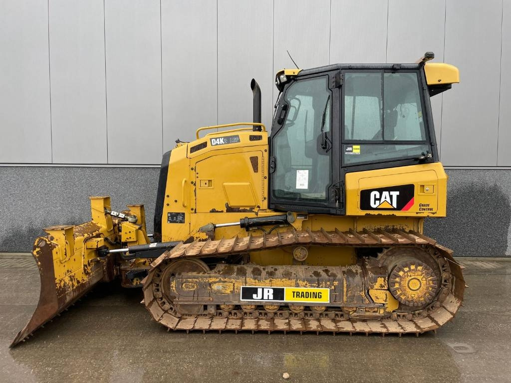 CAT D 4 K 2 LGP (Under Preparation)  - Máy ủi: hình 1 CAT D 4 K 2 LGP (Under Preparation)  - Máy ủi: hình 1