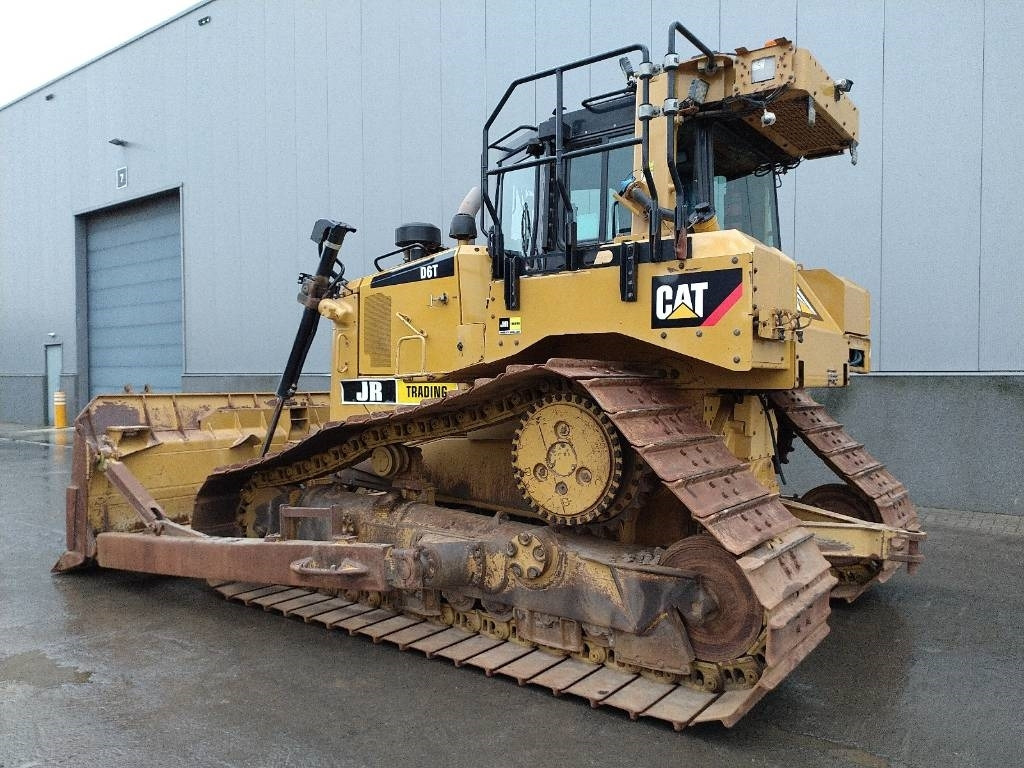 CAT D 6 T LGP (CE / New UC) - Máy ủi: hình 2 CAT D 6 T LGP (CE / New UC) - Máy ủi: hình 2