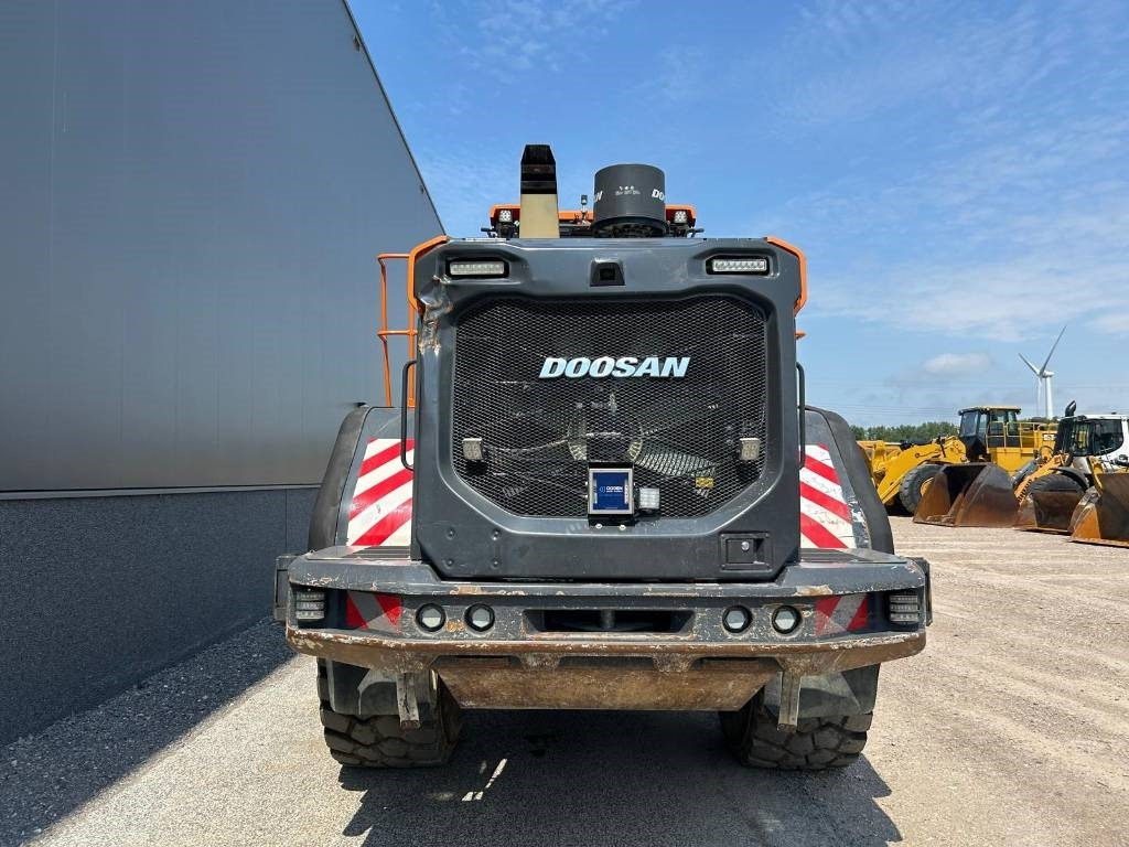 Doosan DL 420-7 (CDC) - Máy xúc lật bánh lốp: hình 4 Doosan DL 420-7 (CDC) - Máy xúc lật bánh lốp: hình 4