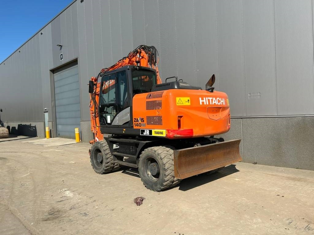 Hitachi ZX 140 W-5B - Máy xúc bánh lốp: hình 3 Hitachi ZX 140 W-5B - Máy xúc bánh lốp: hình 3
