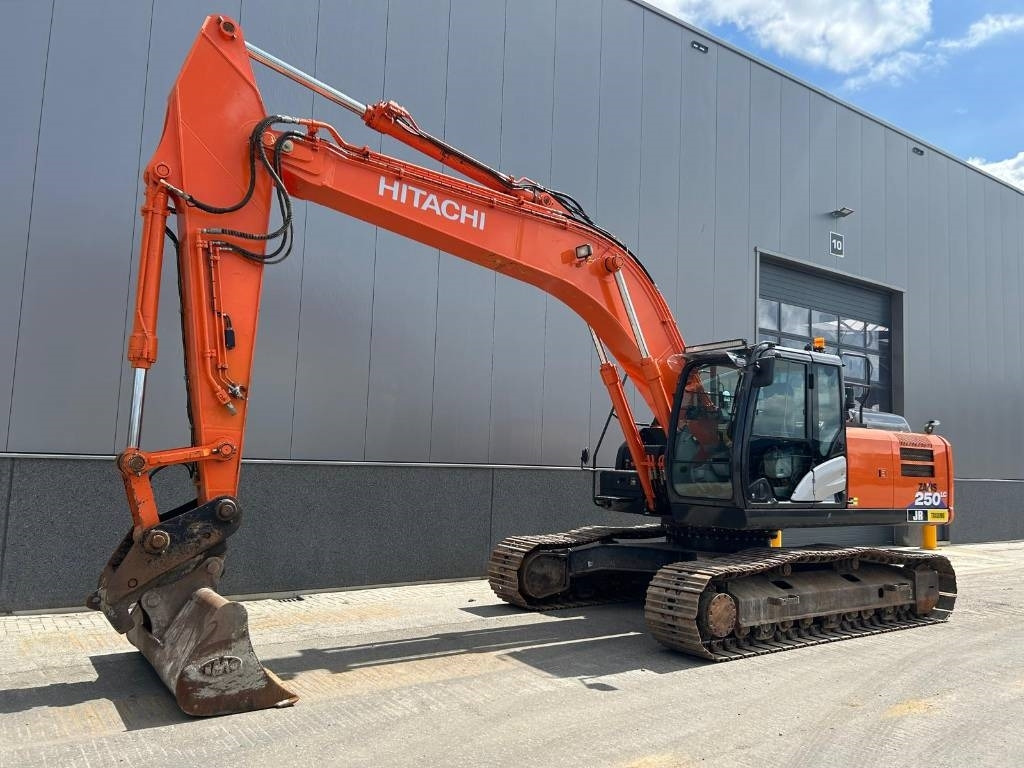 Hitachi ZX 250 LC-6 (GPS Prepared) - Máy xúc bánh xích: hình 2 Hitachi ZX 250 LC-6 (GPS Prepared) - Máy xúc bánh xích: hình 2