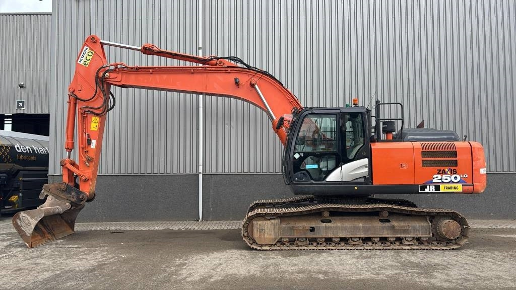 Hitachi ZX 250 LC-6 (Under Preparation / GPS Prepared) - Máy xúc bánh xích: hình 1 Hitachi ZX 250 LC-6 (Under Preparation / GPS Prepared) - Máy xúc bánh xích: hình 1