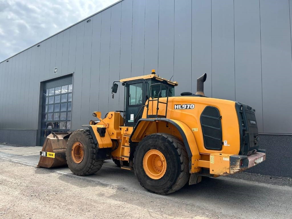 Hyundai HL 970 - Máy xúc lật bánh lốp: hình 3 Hyundai HL 970 - Máy xúc lật bánh lốp: hình 3