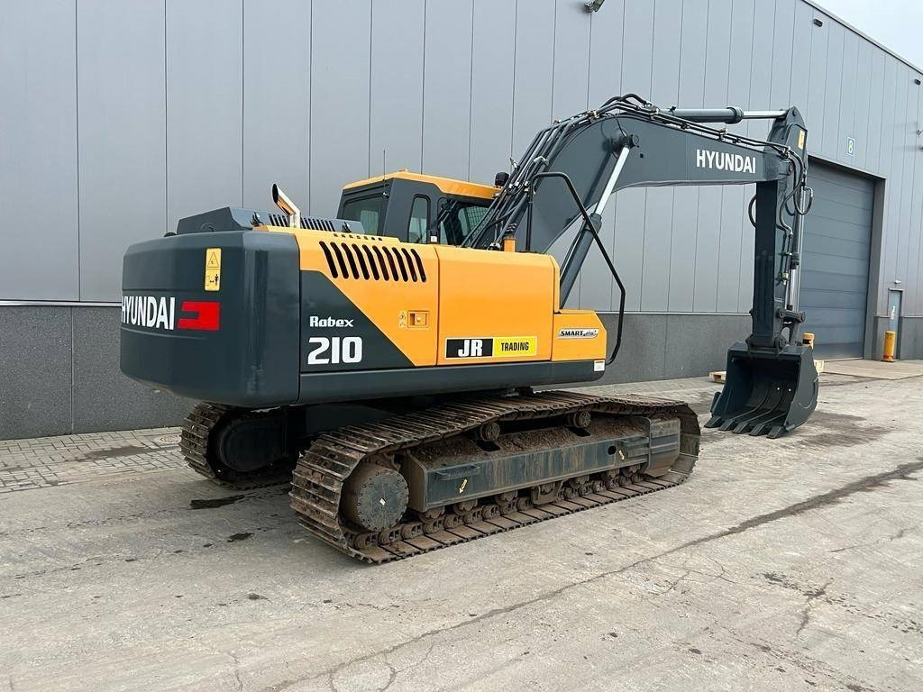 Hyundai R 210 - Máy xúc bánh xích: hình 5 Hyundai R 210 - Máy xúc bánh xích: hình 5