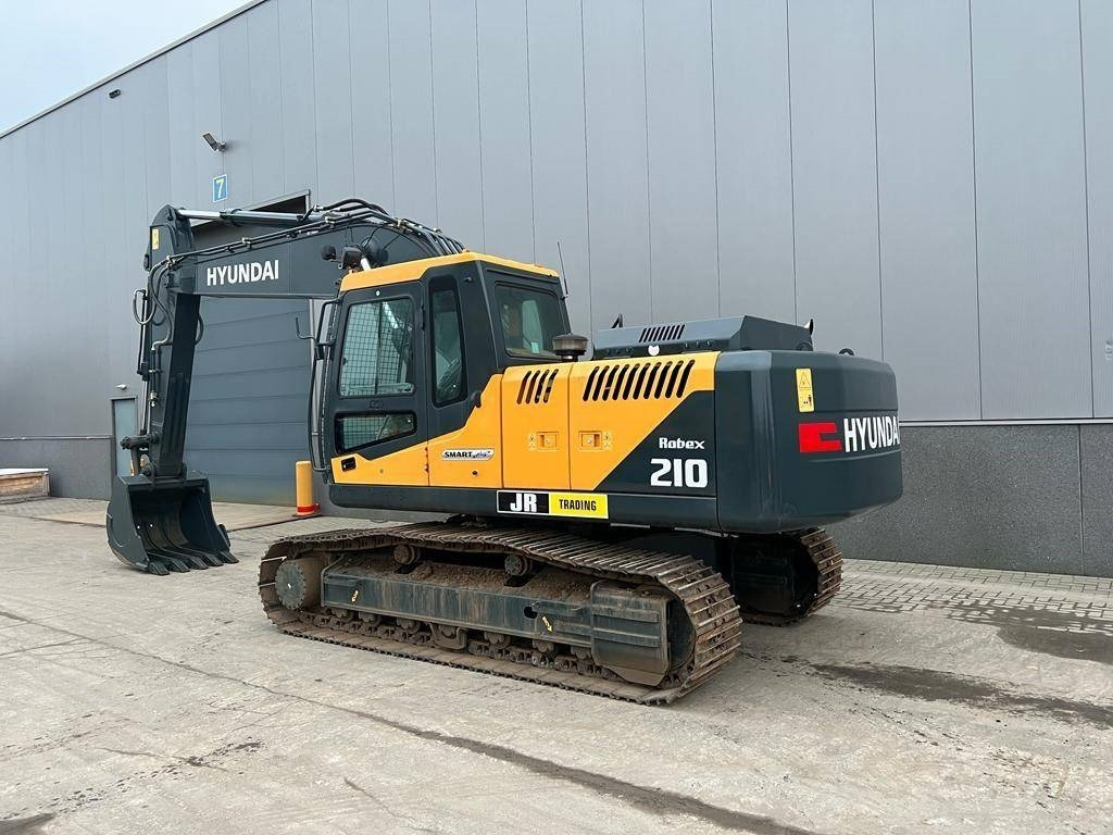 Hyundai R 210 - Máy xúc bánh xích: hình 3 Hyundai R 210 - Máy xúc bánh xích: hình 3