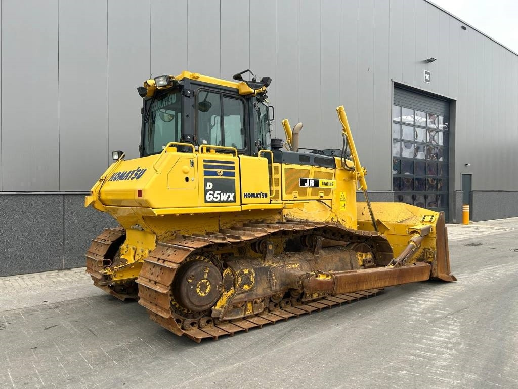 Komatsu D 65 WX-18 - Máy ủi: hình 5 Komatsu D 65 WX-18 - Máy ủi: hình 5