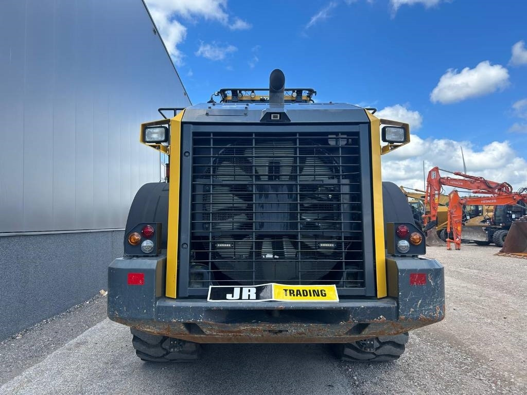 Komatsu WA 500-8EO - Máy xúc lật bánh lốp: hình 4 Komatsu WA 500-8EO - Máy xúc lật bánh lốp: hình 4