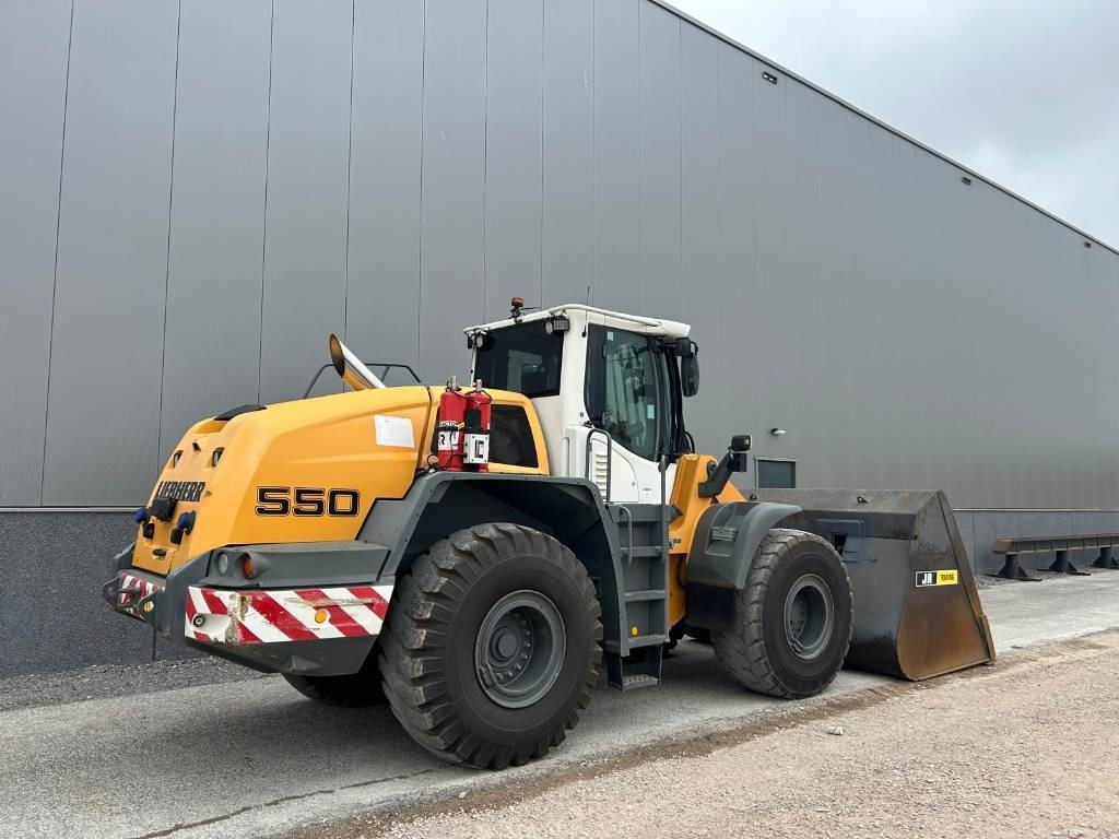 Liebherr L 550 (Comes with High-tip - Mit Hochkipper) - Máy xúc lật bánh lốp: hình 5 Liebherr L 550 (Comes with High-tip - Mit Hochkipper) - Máy xúc lật bánh lốp: hình 5