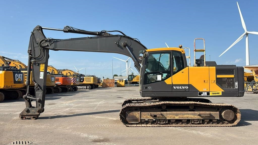 Volvo EC 220 EL (new undercarriage/comes with bucket) - Máy xúc bánh xích: hình 1 Volvo EC 220 EL (new undercarriage/comes with bucket) - Máy xúc bánh xích: hình 1