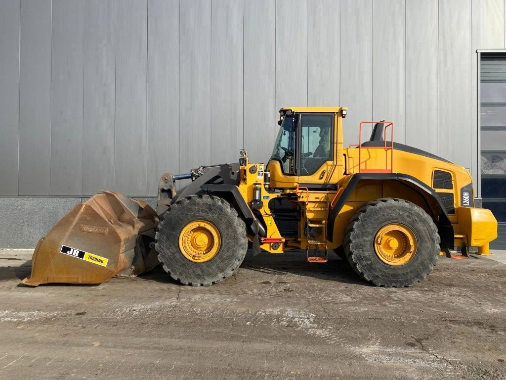 Volvo L 260 H (CDC + BSS) - Máy xúc lật bánh lốp: hình 1 Volvo L 260 H (CDC + BSS) - Máy xúc lật bánh lốp: hình 1