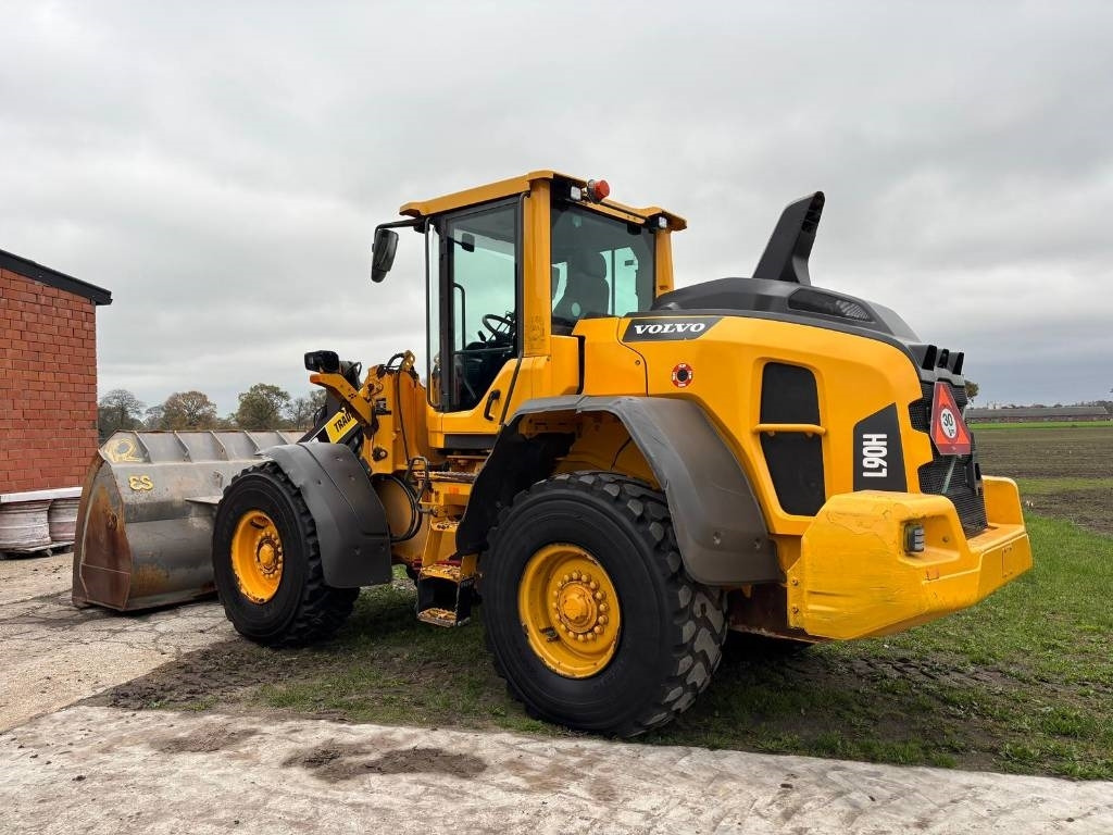 Volvo L 90 H (On Transport) - Máy xúc lật bánh lốp: hình 3 Volvo L 90 H (On Transport) - Máy xúc lật bánh lốp: hình 3