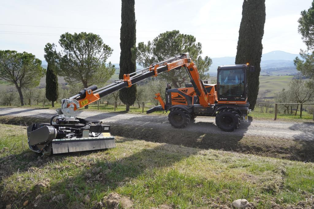 Energreen ILF Alpha T12 - Dàn băm cỏ cần cẩu: hình 1 Energreen ILF Alpha T12 - Dàn băm cỏ cần cẩu: hình 1