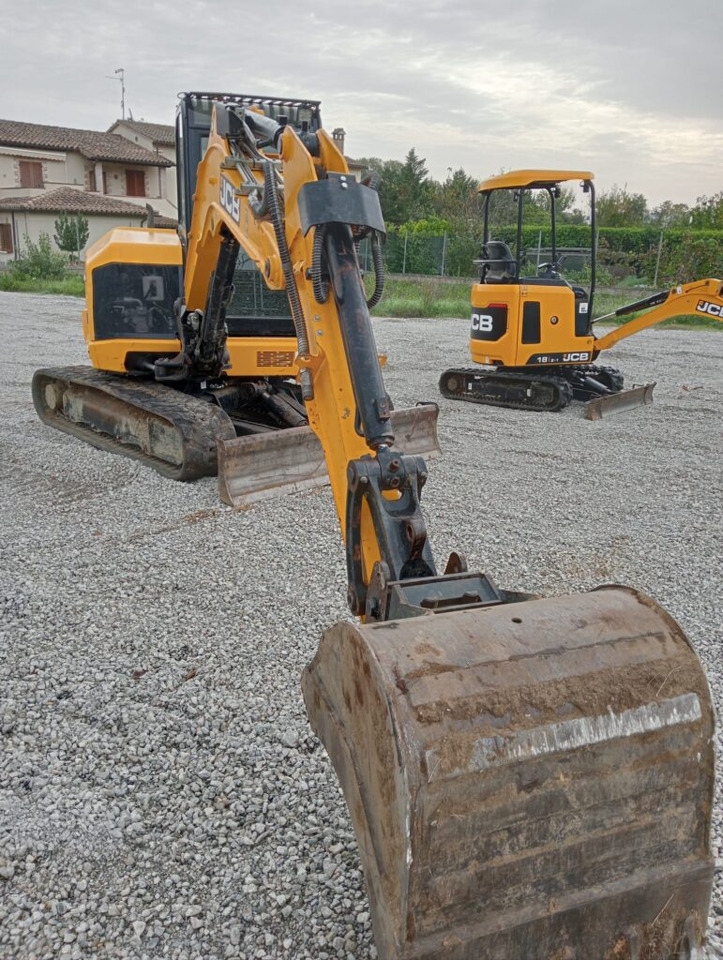 JCB 48Z-1 - Máy xúc mini: hình 1 JCB 48Z-1 - Máy xúc mini: hình 1