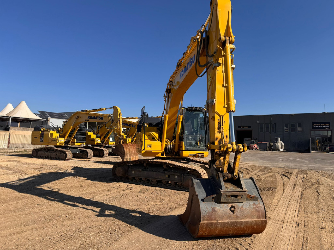 KOMATSU PC170 LC-11 - Máy xúc: hình 3 KOMATSU PC170 LC-11 - Máy xúc: hình 3