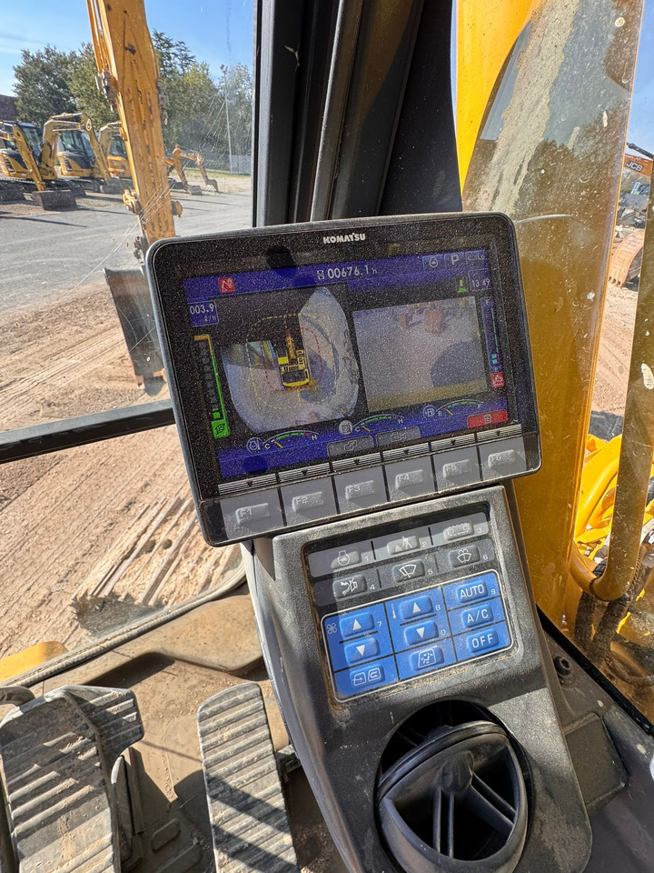 KOMATSU PC170 LC-11 - Máy xúc: hình 5 KOMATSU PC170 LC-11 - Máy xúc: hình 5