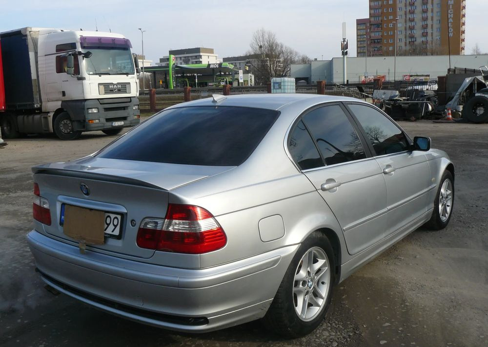 BMW Seria 3 320i - Xe hơi: hình 4 BMW Seria 3 320i - Xe hơi: hình 4