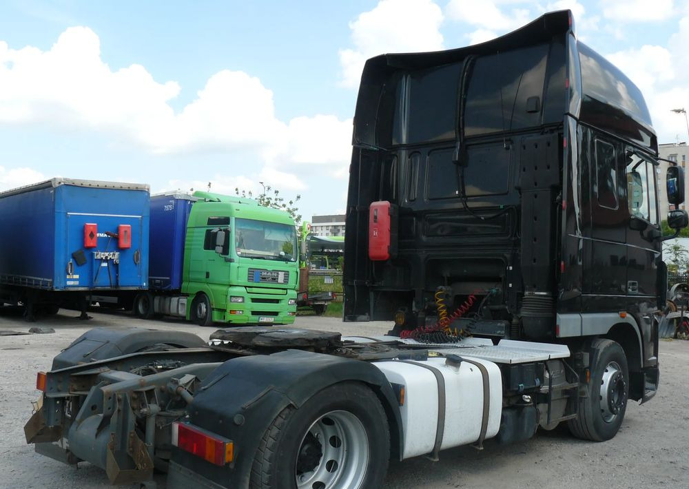 DAF XF105 460 - Xe đầu kéo: hình 5 DAF XF105 460 - Xe đầu kéo: hình 5