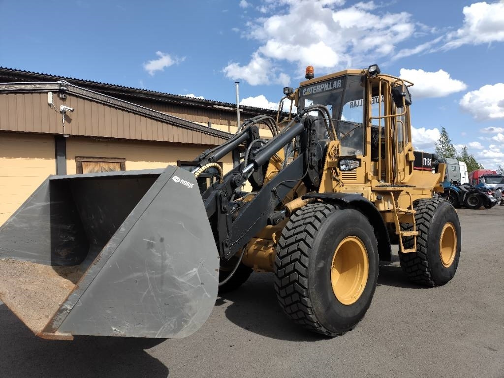 CAT IT18 F Hieno kone, pikakiinike,lisähydr. - Máy xúc lật bánh lốp: hình 2 CAT IT18 F Hieno kone, pikakiinike,lisähydr. - Máy xúc lật bánh lốp: hình 2
