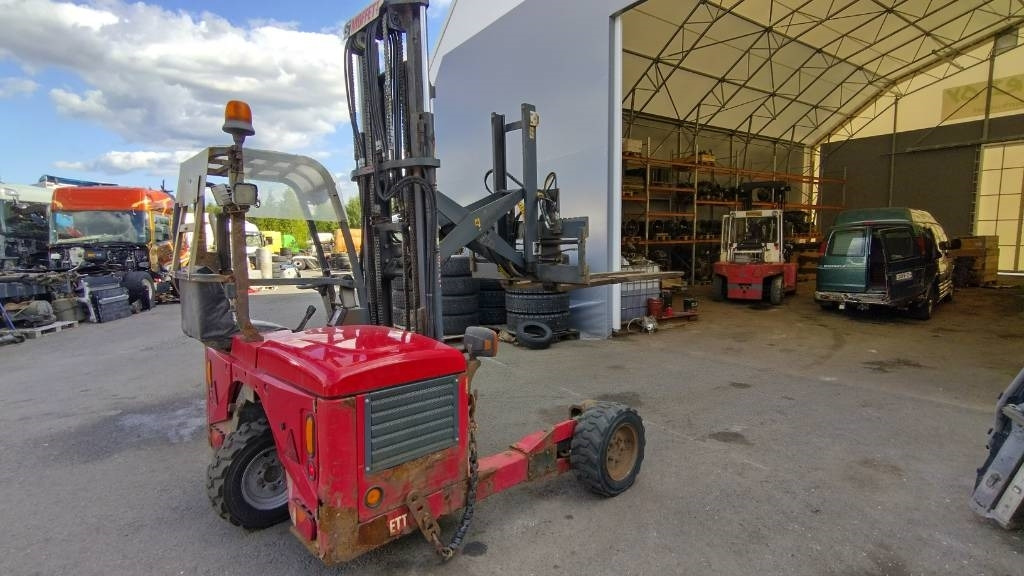 Moffett M4 25.4 ajoneuvotrukki - Xe nâng gắn tải: hình 1 Moffett M4 25.4 ajoneuvotrukki - Xe nâng gắn tải: hình 1
