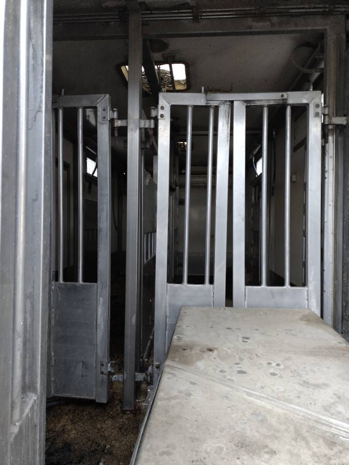 VAK Eläinkuljetuskori, hissi - Hộp hoán đổi thân: hình 4 VAK Eläinkuljetuskori, hissi - Hộp hoán đổi thân: hình 4