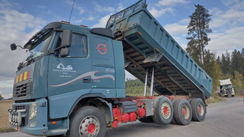 Volvo FH13 8x4 autom.kasettilava - Xe ben: hình 3 Volvo FH13 8x4 autom.kasettilava - Xe ben: hình 3