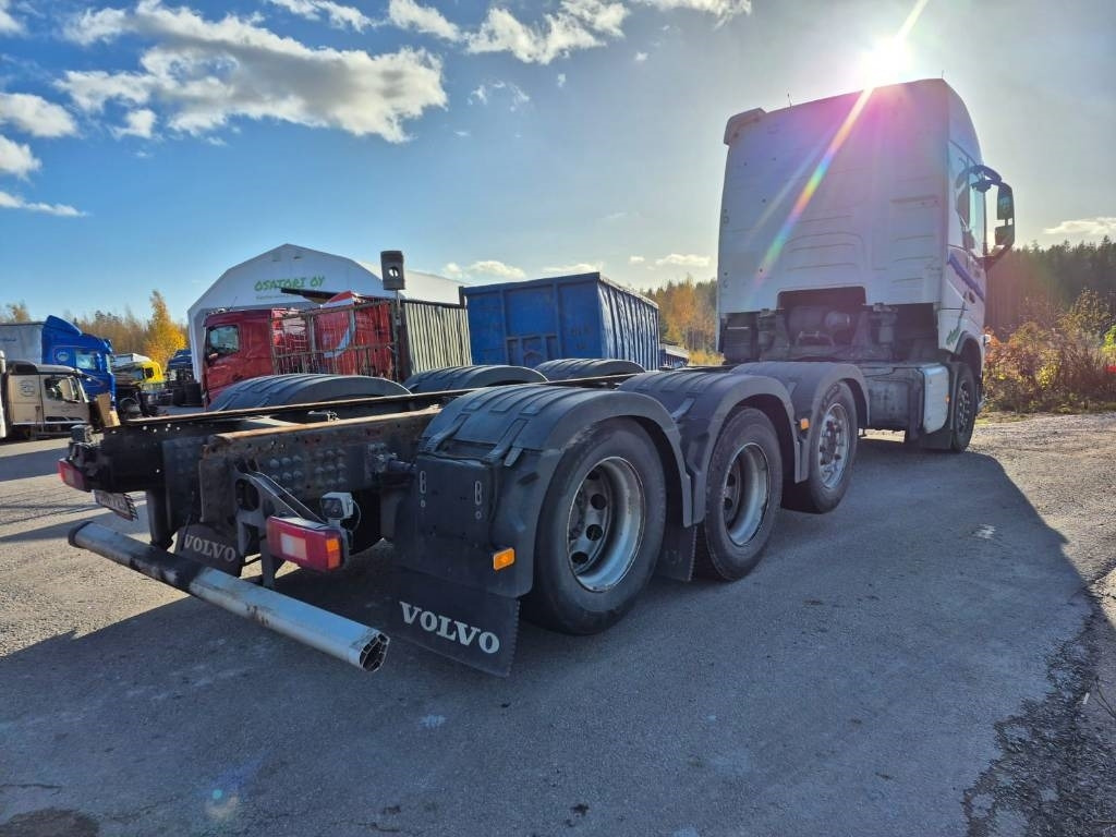 Volvo FH500 8x2 alusta - Xe tải khung gầm: hình 3 Volvo FH500 8x2 alusta - Xe tải khung gầm: hình 3