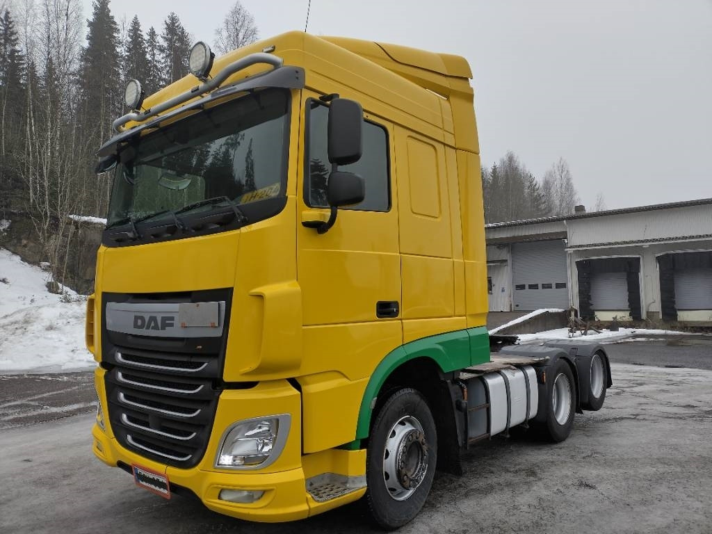 DAF XF440 Euro6 6x2 , hydrauliikka - Xe đầu kéo: hình 1 DAF XF440 Euro6 6x2 , hydrauliikka - Xe đầu kéo: hình 1