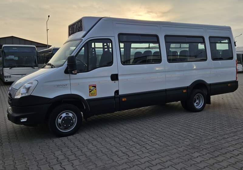 Xe bus mini, Xe van chở khách Iveco A50C17 DAILY / SPROWADZONE / MANUAL / EEV: hình 8