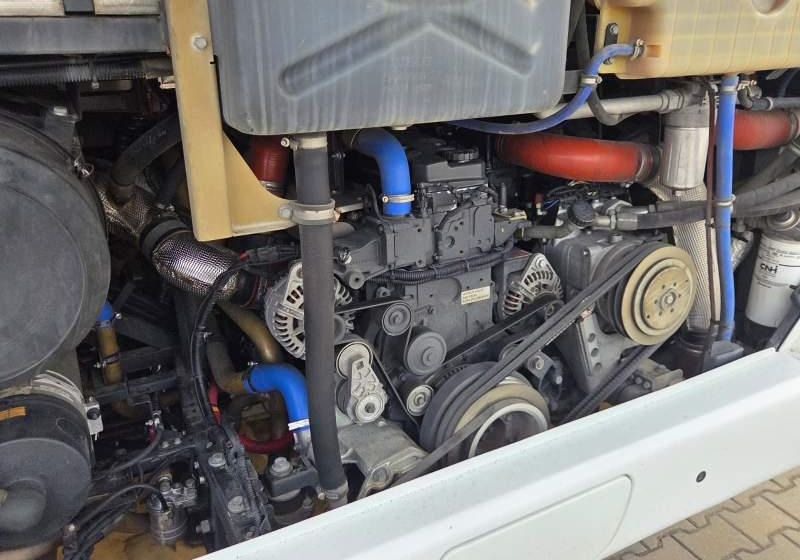 Xe bus ngoại ô Iveco CROSSWAY/ SPROWADZONY / 64 MIEJSCA / EURO 6: hình 34