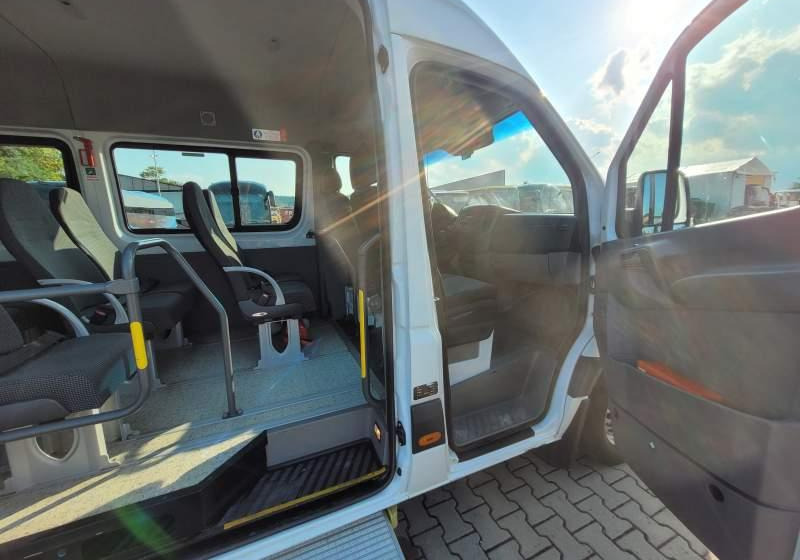 Mercedes-Benz 513 SPRINTER TRANSFER / SPROWADZONY/ MANUAL - Xe bus mini, Xe van chở khách: hình 4 Mercedes-Benz 513 SPRINTER TRANSFER / SPROWADZONY/ MANUAL - Xe bus mini, Xe van chở khách: hình 4