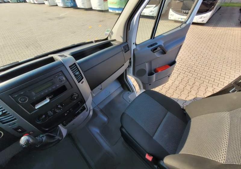 Mercedes-Benz 513 SPRINTER TRANSFER / SPROWADZONY/ MANUAL - Xe bus mini, Xe van chở khách: hình 5 Mercedes-Benz 513 SPRINTER TRANSFER / SPROWADZONY/ MANUAL - Xe bus mini, Xe van chở khách: hình 5