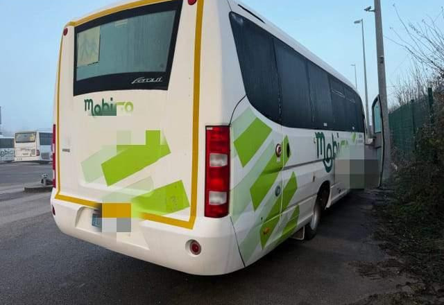 Mercedes-Benz SUNRIDER 818 VARIO / SPROWADZONY / 36 MIEJSC - Xe bus mini, Xe van chở khách: hình 4 Mercedes-Benz SUNRIDER 818 VARIO / SPROWADZONY / 36 MIEJSC - Xe bus mini, Xe van chở khách: hình 4