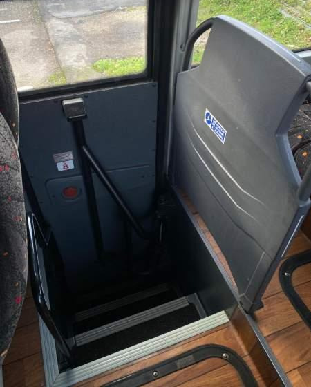 Temsa MD9 / SPROWADZONA/ SILNIK MAN / MANUAL - Xe đò: hình 3 Temsa MD9 / SPROWADZONA/ SILNIK MAN / MANUAL - Xe đò: hình 3