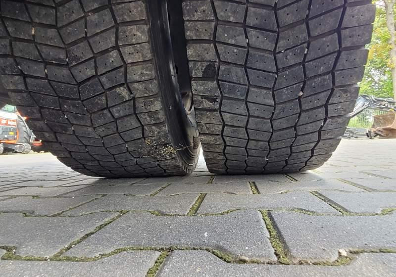 Xe đầu kéo DAF XF510 SPACE CAB / SPROWADZONY / MANUAL / RETARDER: hình 12 Xe đầu kéo DAF XF510 SPACE CAB / SPROWADZONY / MANUAL / RETARDER: hình 12