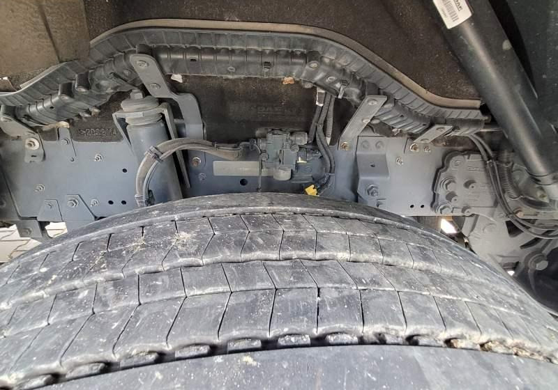 Xe đầu kéo DAF XF510 SPACE CAB / SPROWADZONY / MANUAL / RETARDER: hình 13 Xe đầu kéo DAF XF510 SPACE CAB / SPROWADZONY / MANUAL / RETARDER: hình 13